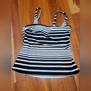 5/$20 Venus black and white tankini